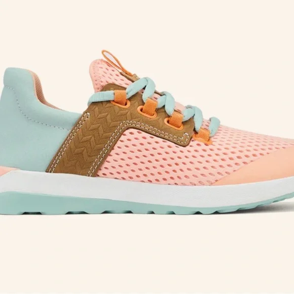 Women’s Olukai Wailuku Athletic Trainers - Picture 2 of 8